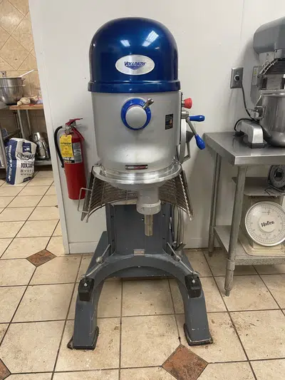 Vollrath 40760 60 qt Planetary Mixer - Floor Model,2 hp, 208-240v