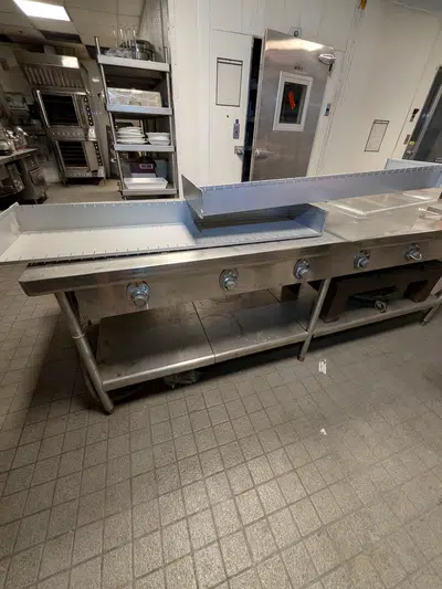 Commercial kitchen equipment - Vulcan Range and Blodgett Convection Oven