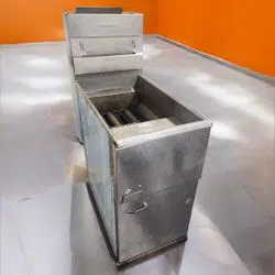 Pitco Deep Fryer WORKS Natural Gas 45lbs Restaurant Commercial with Baskets and Gas Hose Included